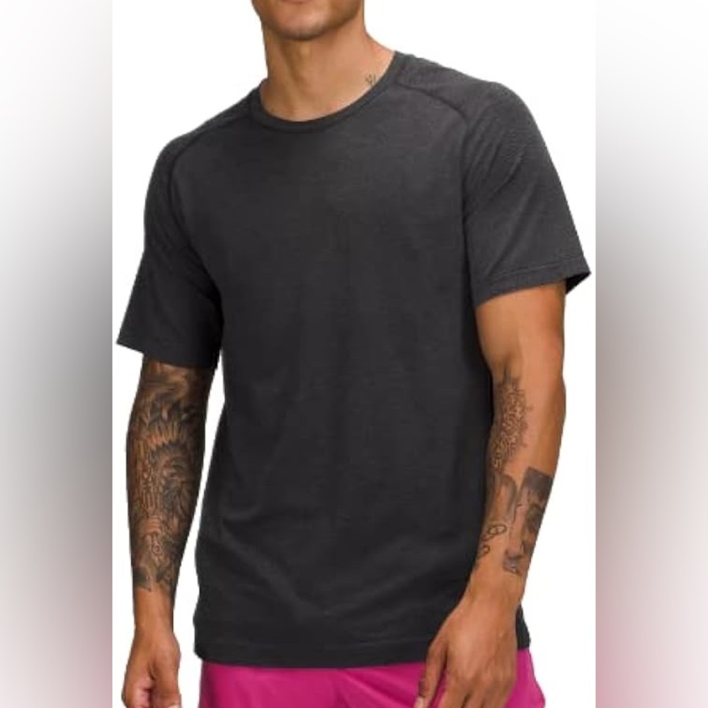 lululemon Men's Metal Vent Tech Short Sleeve Crew T-Shirt (Deep Coal)